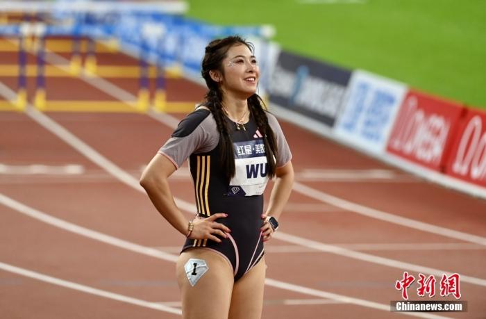 吴艳妮在日照全国田径冠