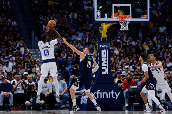 约基奇23+21+19创历史纪录 弗拉格：他未发力却统