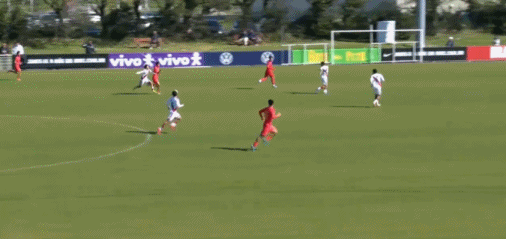 中国U16男足力克秘鲁险遭误判拖累 避免垫底