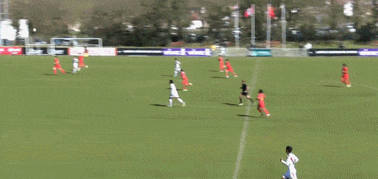 中国U16男足力克秘鲁险遭误判拖累 避免垫底