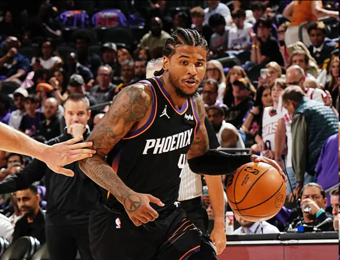 杰伦-格林单场三分平纪录 突破对阵勇士心理障碍