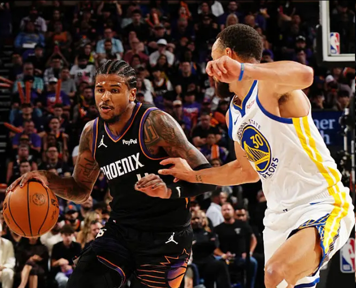 杰伦-格林单场三分平纪录 突破对阵勇士心理障碍